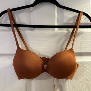 SKIMS Ultimate Push Up Bra in Rust